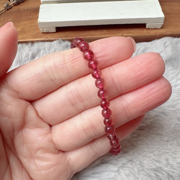 4mm Mini Strawberry Quartz Beads Stretch Bracelet - Picture 2 of 5